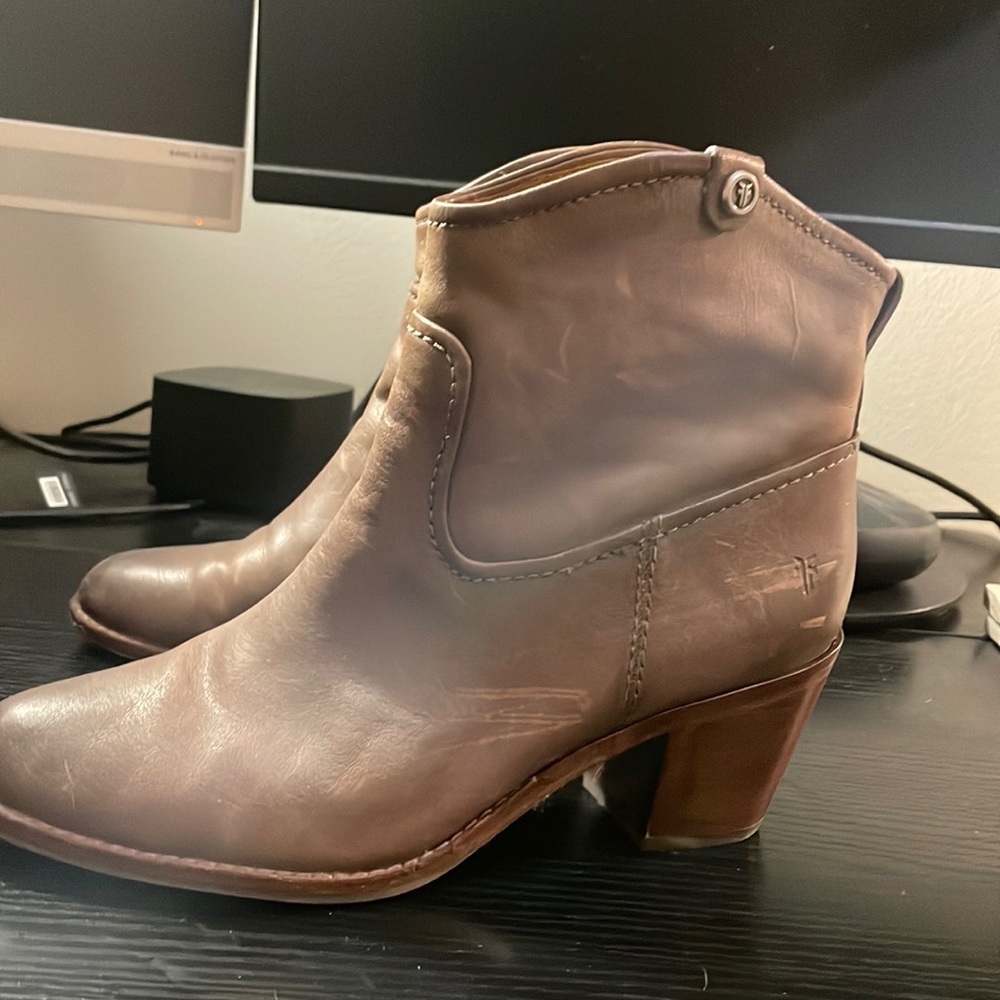Grey leather Frye booties